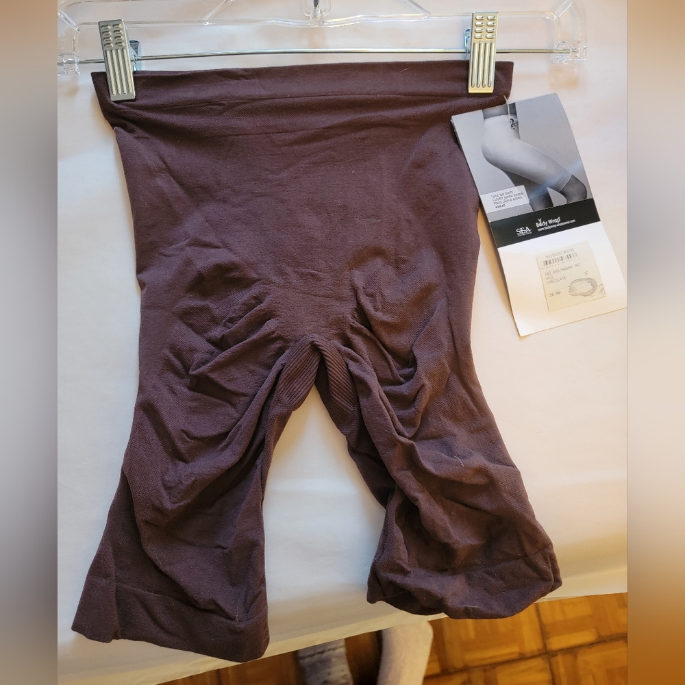 Body Wrap Long-Leg Panty Shapewear in Chocolate Brown, XL - Picture 3 of 6